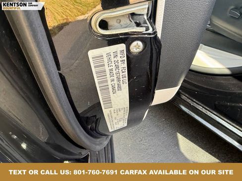 Used 2024 Chrysler Pacifica Select image 38