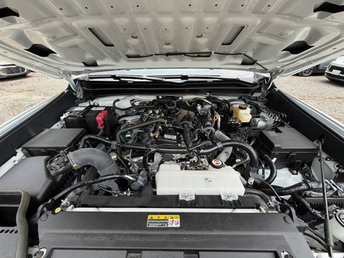 Used 2025 Toyota Tacoma SR image 30