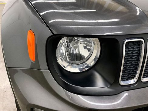 Used 2020 Jeep Renegade Sport image 30