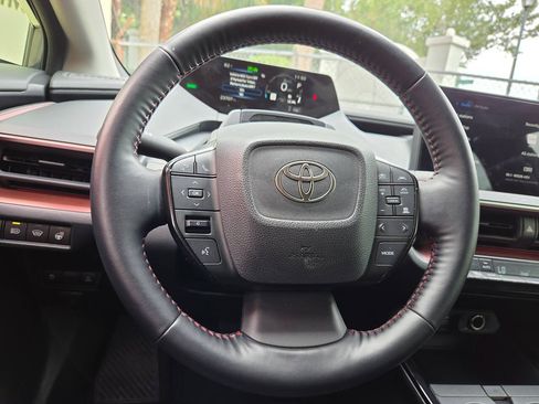 Used 2024 Toyota Prius Prime Premium FWD image 25