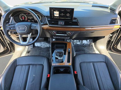 Used 2023 Audi Q5 2.0T Premium Plus w/ Premium Plus Package AWD/4WD image 10