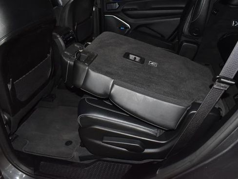 Used 2021 Jeep Grand Cherokee L Overland w/ Luxury Tech Group IV image 33