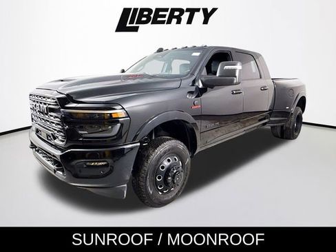 Used 2025 RAM 3500 Limited image 3