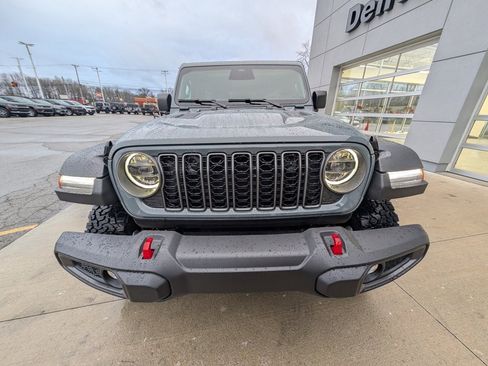 New 2026 Jeep Wrangler Unlimited Rubicon image 9