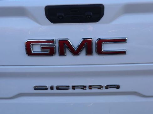 Certified 2024 GMC Sierra 1500 SLT image 26