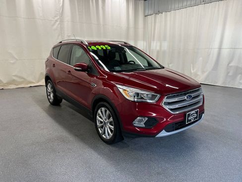 Used 2018 Ford Escape Titanium w/ Ford Safe & Smart Package AWD/4WD image 3