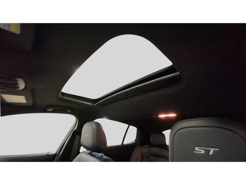 Certified 2025 Buick Envista Sport Touring w/ Convenience I Package FWD image 15