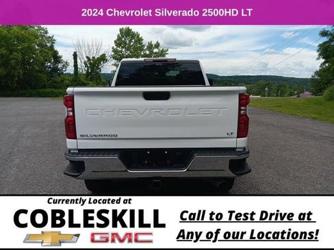 Used 2024 Chevrolet Silverado 2500 LT AWD/4WD image 4