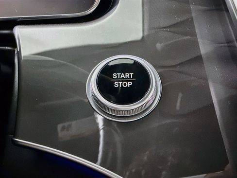 Used 2023 Mercedes-Benz EQS 450+ SUV image 17