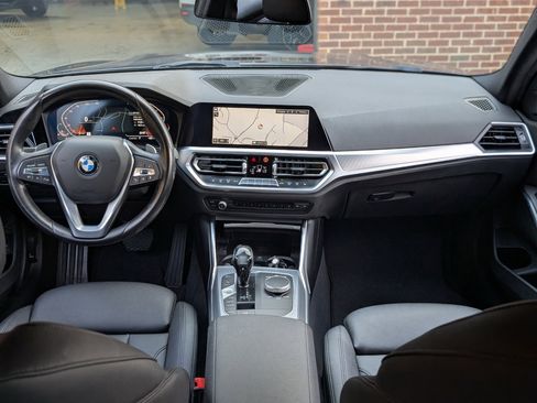 Used 2020 BMW 330i Sedan w/ Driving Assistance Package image 21