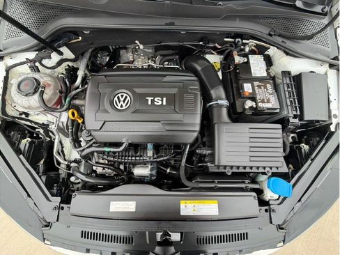 Used 2021 Volkswagen Golf 4-Door FWD image 27