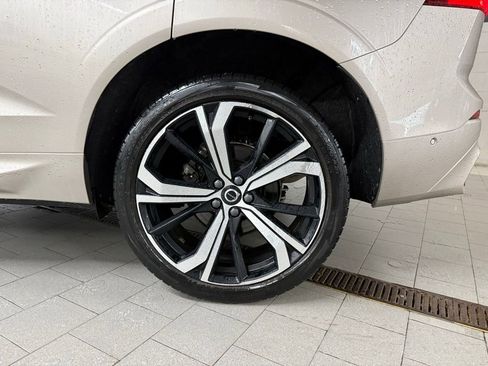Used 2025 Volvo XC60 B5 Ultra AWD/4WD image 26