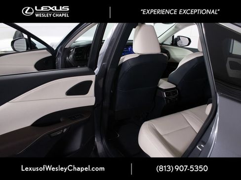 Certified 2023 Lexus RX 350 FWD w/ Accessory Package image 14