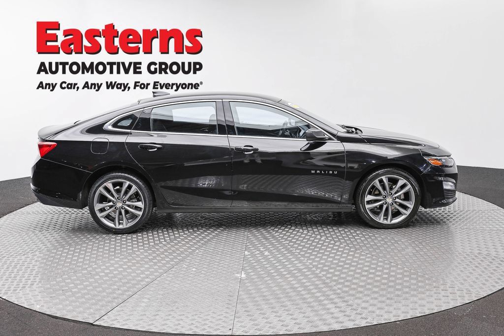 Used 2025 Chevrolet Malibu LT FWD image 6