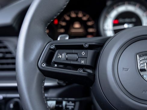 Certified 2025 Porsche 911 Turbo S AWD/4WD image 33