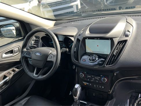 Used 2019 Ford Escape Titanium image 20