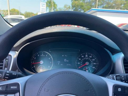 Used 2020 Kia Sorento LX AWD/4WD image 33