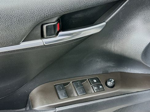 Used 2023 Toyota Camry SE image 15