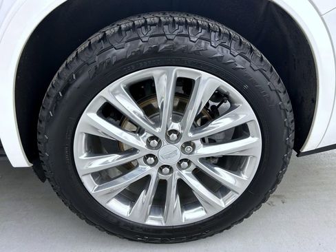 Used 2021 Cadillac XT6 Premium Luxury image 34