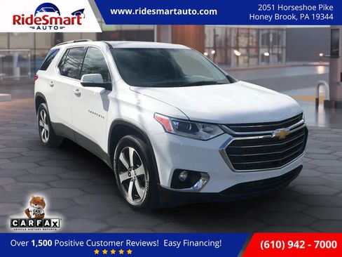Used 2020 Chevrolet Traverse LT w/ LT Premium Package image 1