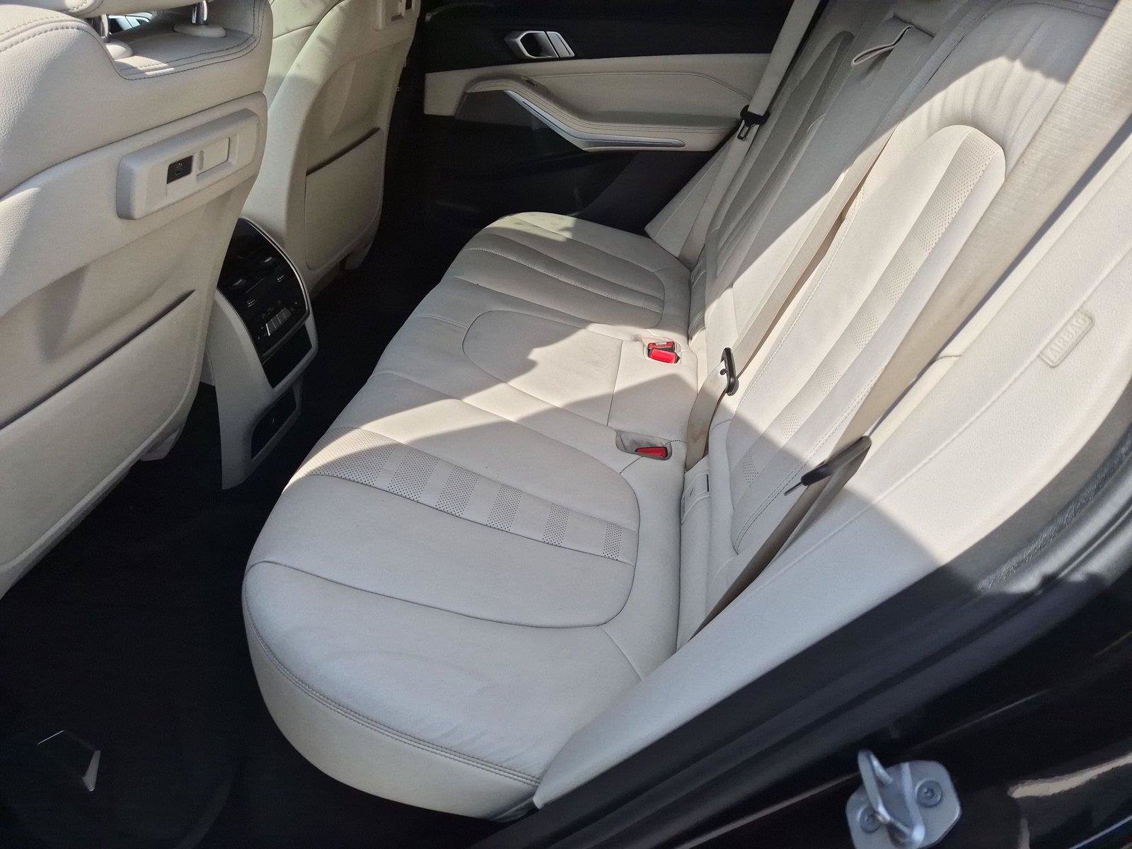 Used 2021 BMW X5 xDrive40i w/ Convenience Package AWD/4WD image 34