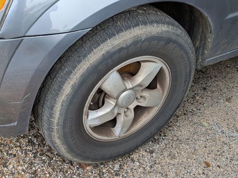 Used 2008 Kia Sorento LX image 6