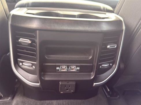 Used 2021 RAM 1500 Big Horn AWD/4WD image 24