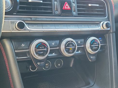 Used 2023 Genesis G70 2.0T w/ Sport Prestige Package image 29