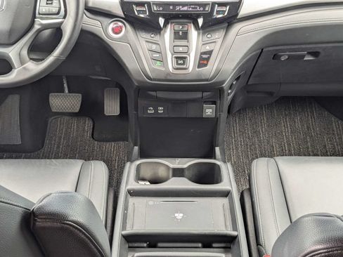 Used 2025 Honda Odyssey EX-L image 24