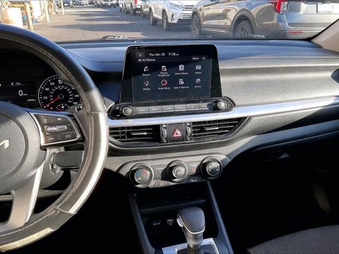 Used 2022 Kia Forte Sedan FWD image 15