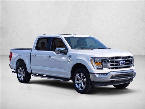 Used 2021 Ford F150 Lariat w/ Max Trailer Tow Package RWD image 3