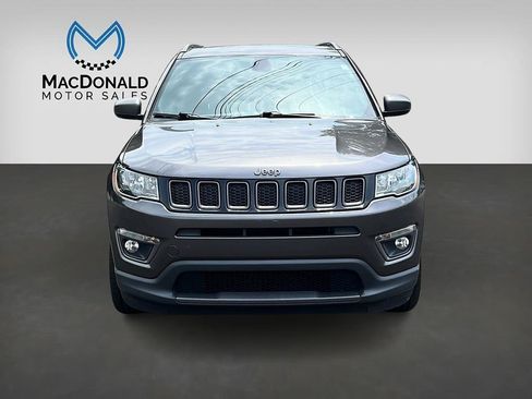 Used 2021 Jeep Compass Latitude w/ Sun and Sound Group FWD image 3