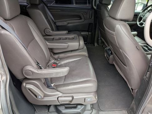 Used 2018 Honda Odyssey Touring image 20