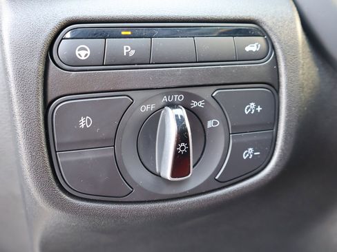 Certified 2025 INFINITI QX50 Sport image 24