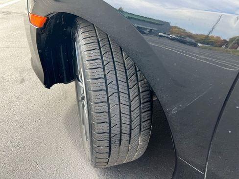 Used 2021 Honda Civic EX image 28