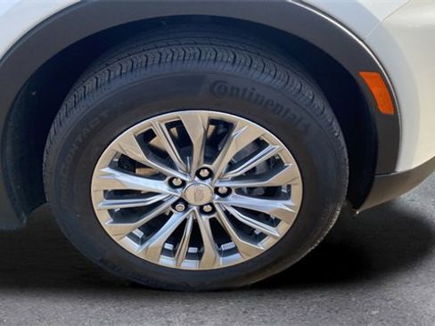 Used 2024 Cadillac XT4 Premium Luxury w/ Cold Weather Package image 21