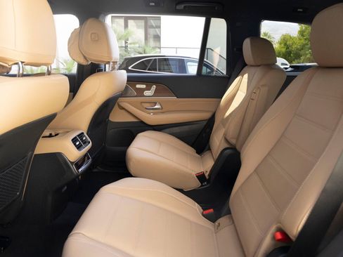 New 2026 Mercedes-Benz GLS 580 4MATIC image 20