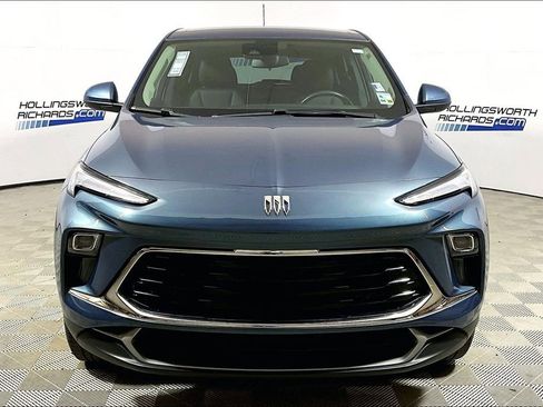 Used 2024 Buick Encore GX Preferred w/ Comfort Package image 2