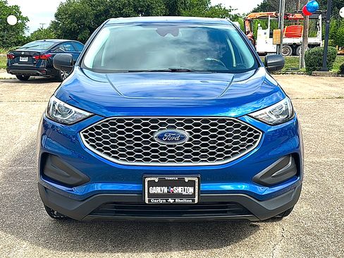 Used 2024 Ford Edge SE AWD/4WD image 11