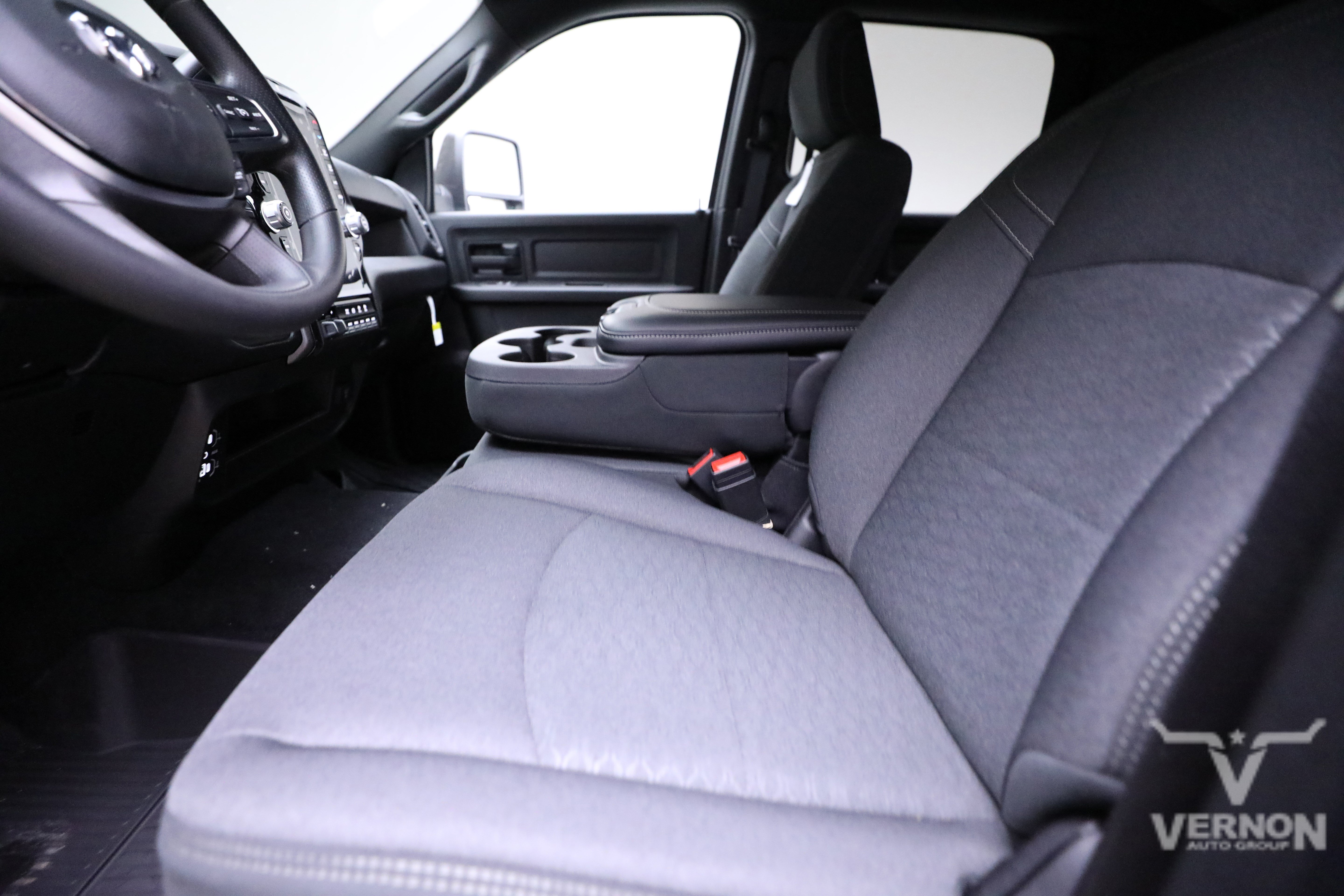 New 2026 RAM 3500 Tradesman AWD/4WD image 10