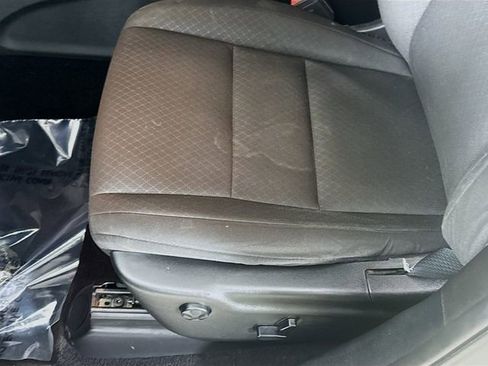 Used 2020 Jeep Grand Cherokee Laredo image 18