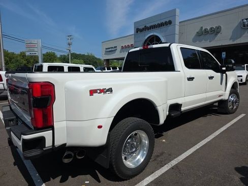 Used 2024 Ford F450 Limited w/ FX4 Off-Road Package AWD/4WD image 14
