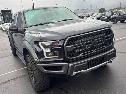 Certified 2019 Ford F150 Raptor w/ Equipment Group 802A Luxury AWD/4WD image 4