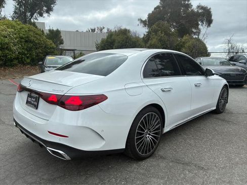 Used 2026 Mercedes-Benz E 450 4MATIC Sedan image 3