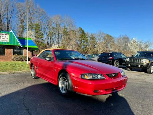 Used 1998 Ford Mustang Convertible image 5