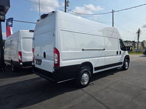 Used 2023 RAM ProMaster 3500 w/ Lane Management Group FWD image 6