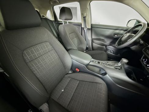 New 2026 Honda HR-V LX image 33