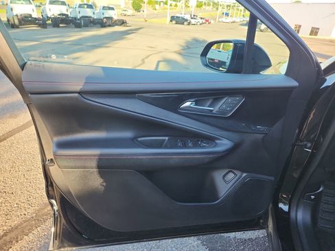 Certified 2024 Chevrolet Blazer EV RS image 74