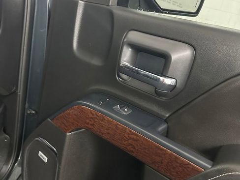 Used 2018 GMC Sierra 1500 SLT w/ SLT Premium Package image 34