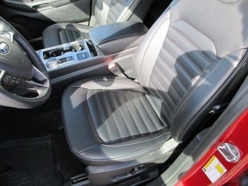 Used 2024 Ford Edge SEL w/ Convenience Package AWD/4WD image 22